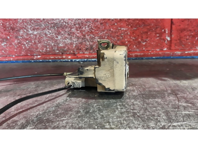 Recambio de cerra. puer. delantero derecha para opel astra 2.0 dti 16v comfort referencia OEM IAM   