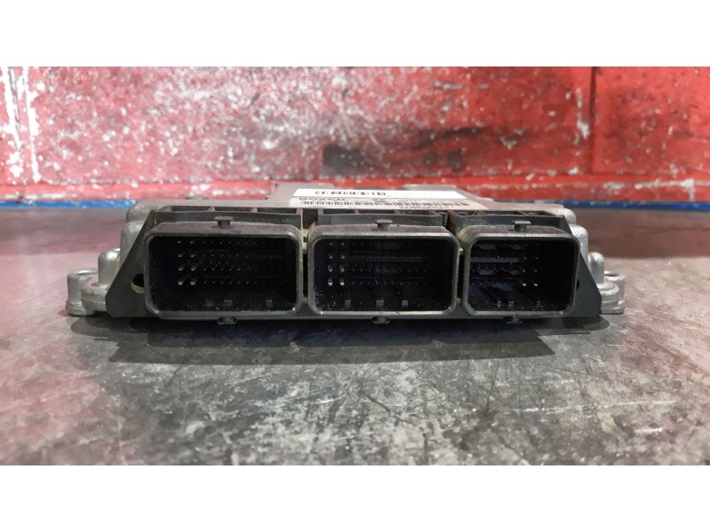 Recambio de centralita motor uce para renault megane ii berlina 5p 1.9 dci diesel | 0.00 - ... 1.9 dci diesel | 0.00 - ... refer