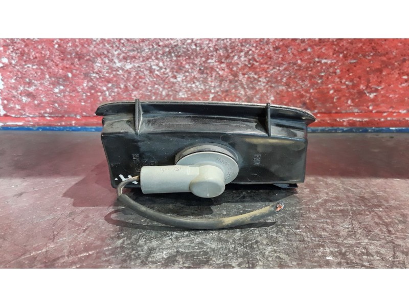 Recambio de piloto delan. izquierdo para volkswagen passat referencia OEM IAM   