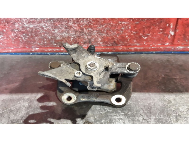 Recambio de pinza freno tras. derecha para renault megane ii berlina 5p  | 0.00 - ...  | 0.00 - ... referencia OEM IAM   