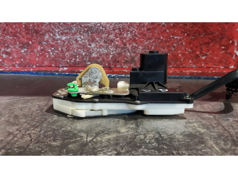 Recambio de cerra. puer. delantero derecha para mg rover serie 25 (rf)  | ...  | ... referencia OEM IAM   