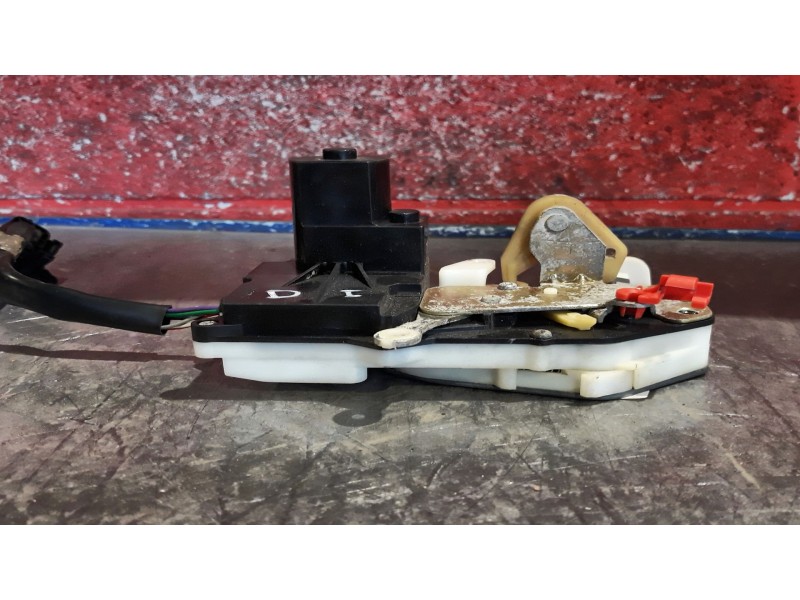 Recambio de cerra. puer. delantero izquierda para mg rover serie 25 (rf)  | ...  | ... referencia OEM IAM   