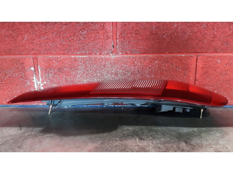 Recambio de piloto trasero izquierdo para fiat punto berlina (176) 1.2 cat | 0.97 - ... 1.2 cat | 0.97 - ... referencia OEM IAM 
