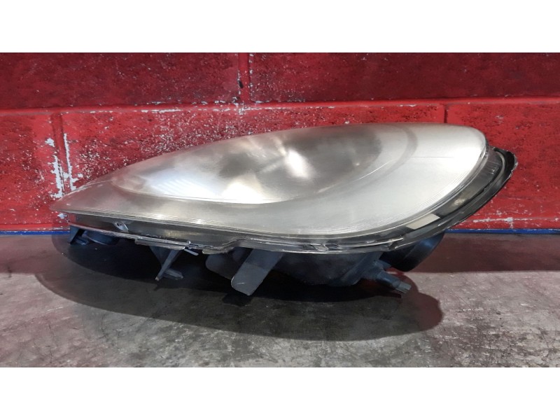 Recambio de faro izquierdo para opel vivaro 2.0 cdti 114 l2 h1 2.9t referencia OEM IAM    Recambio de faro izquierdo para opel vivaro 2.0 cdti 114 l2 h1 2.9t referencia OEM IAM