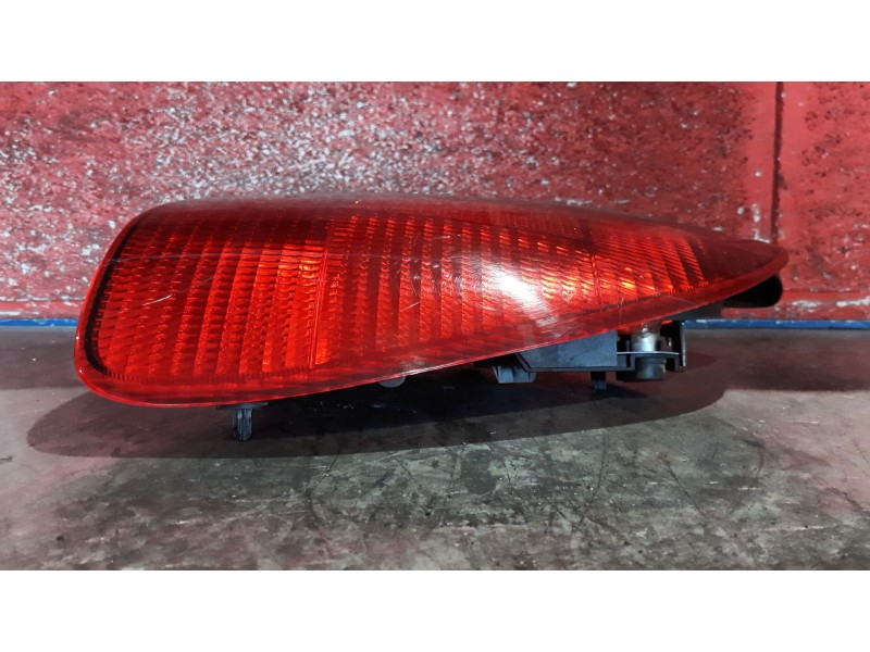 Recambio de piloto trasero derecho para rover r 45 1.6 referencia OEM IAM    Recambio de piloto trasero derecho para rover r 45 1.6 referencia OEM IAM