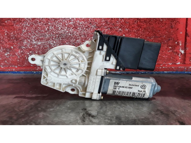 Recambio de motor elevalu. tras. izquierdo para seat toledo (1m2) sport | 12.01 - 12.04 sport | 12.01 - 12.04 referencia OEM IAM