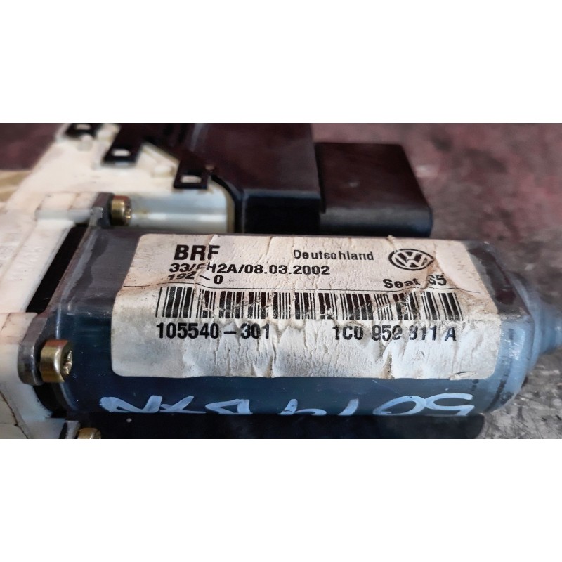 Recambio de motor elevalu. tras. izquierdo para seat toledo (1m2) sport | 12.01 - 12.04 sport | 12.01 - 12.04 referencia OEM IAM