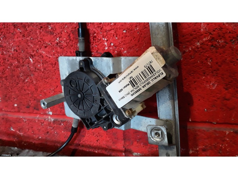 Recambio de elevalu. delan. derecho para volkswagen polo berlina (6n1) básico | 0.94 - ... referencia OEM IAM   
