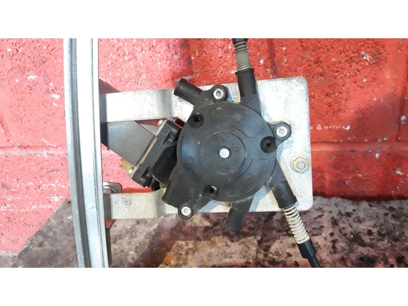 Recambio de elevalu. delan. derecho para volkswagen polo berlina (6n1) básico | 0.94 - ... referencia OEM IAM   