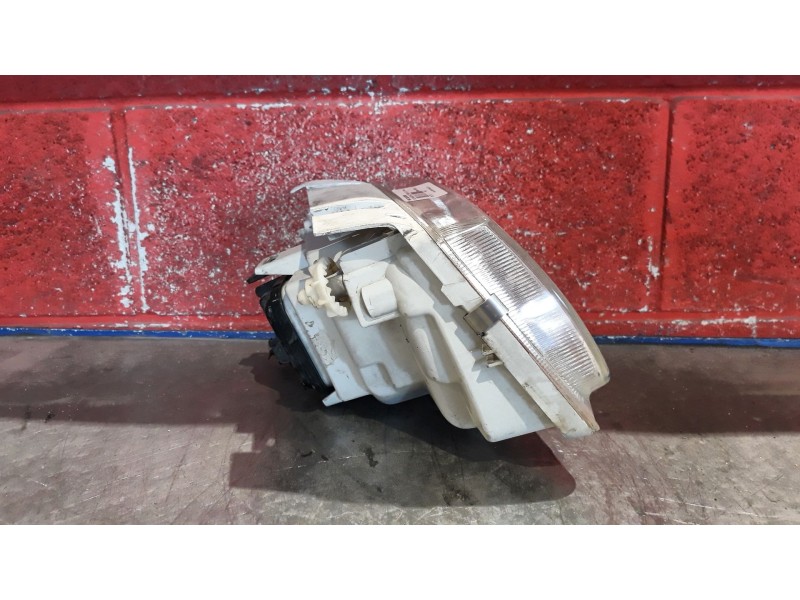 Recambio de faro izquierdo para volkswagen polo berlina (6n1) básico | 0.94 - ... referencia OEM IAM   