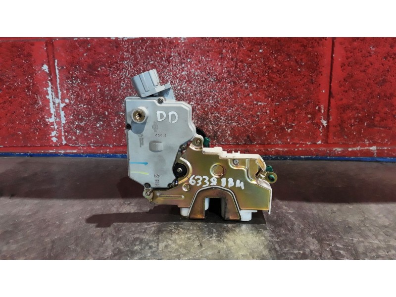 Recambio de cerra. puer. delantero derecha para nissan primera trav. (wp11) básico | 12.00 - ... básico | 12.00 - ... referencia