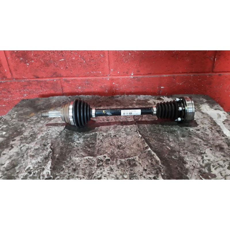 Recambio de transmision delantero izquierda para volkswagen polo berlina (6n2) 1.4 | 0.99 - ... 1.4 | 0.99 - ... referencia OEM 