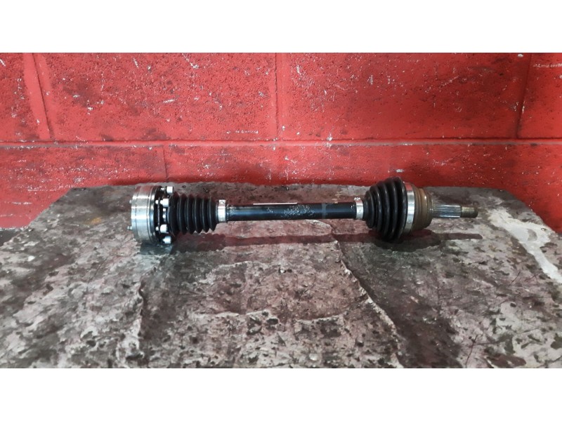 Recambio de transmision delantero izquierda para volkswagen polo berlina (6n2) 1.4 | 0.99 - ... 1.4 | 0.99 - ... referencia OEM 