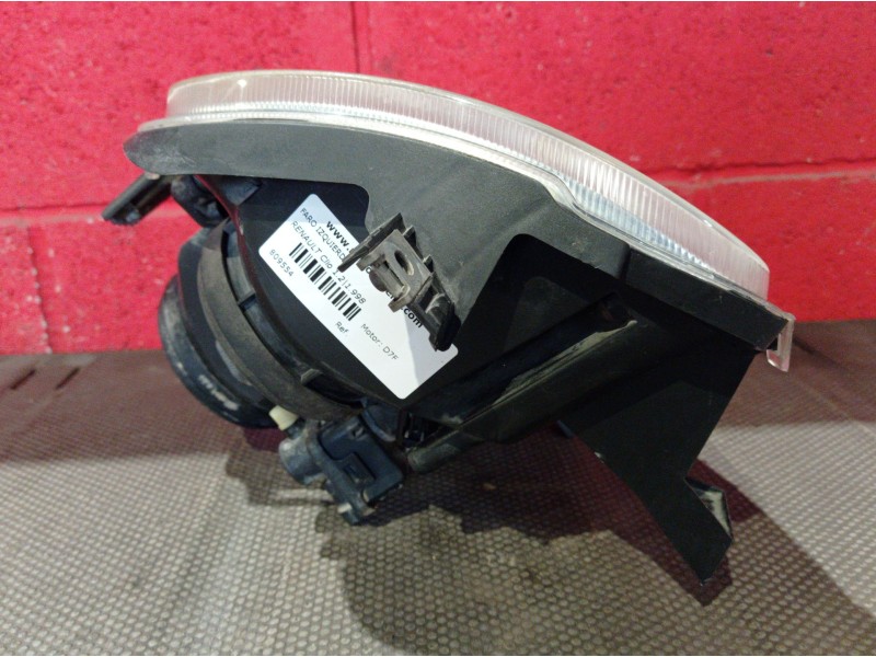 Recambio de faro izquierdo para renault clio 1.2 referencia OEM IAM   