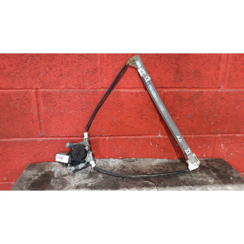 Recambio de elevalunas delantero derecho para renault clio ii fase ii (b/cb0) 1.5 dci diesel | 0.01 - ... 1.5 dci diesel | 0.01 