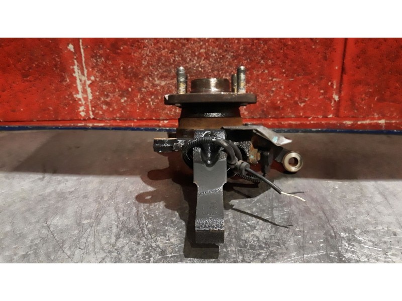 Recambio de mangueta delantero derecha para daewoo nubira berlina se | 0.03 - ... se | 0.03 - ... referencia OEM IAM   