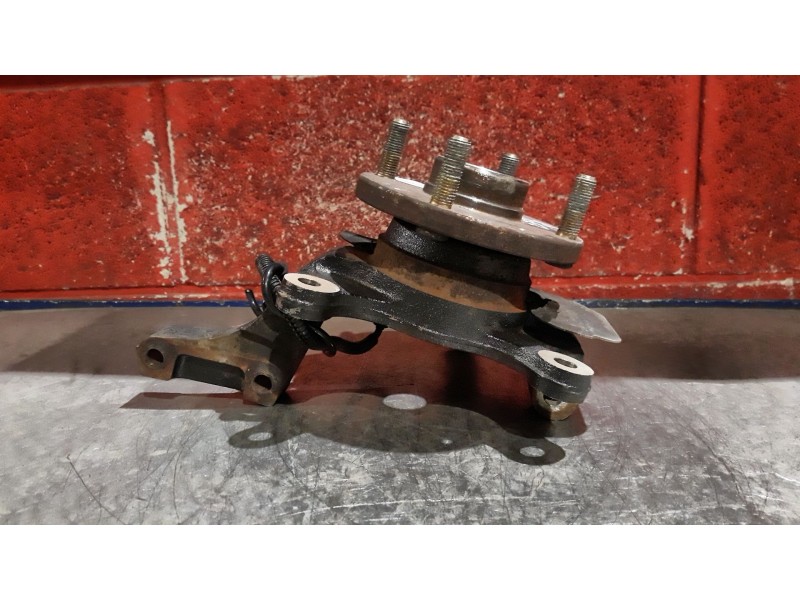 Recambio de mangueta delantero izquierda para daewoo nubira berlina se | 0.03 - ... se | 0.03 - ... referencia OEM IAM   