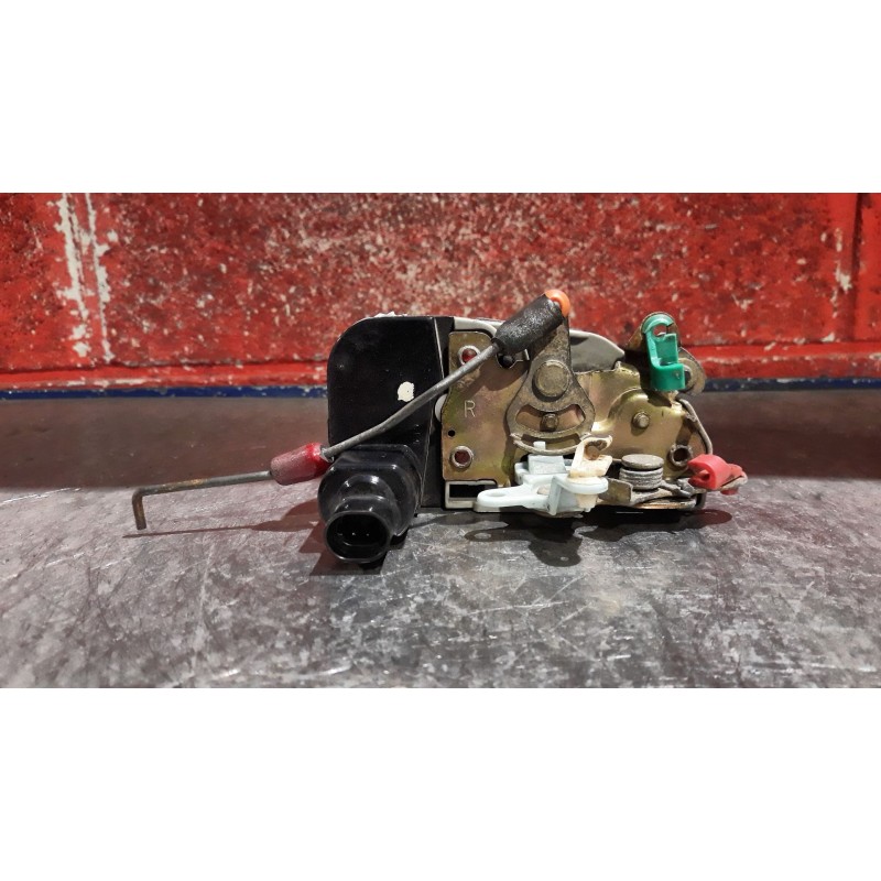 Recambio de cerra. puer. delantero derecha para chrysler neon (pl) 2.0 16v cat | 0.94 - ... 2.0 16v cat | 0.94 - ... referencia 
