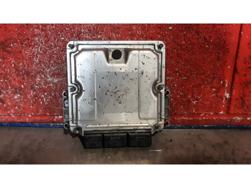 Recambio de centralita motor uce para renault laguna (b56)  | 0.98 - 0.01  | 0.98 - 0.01 referencia OEM IAM 0281010297 820004829