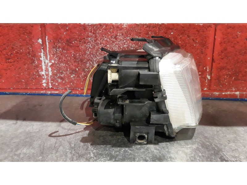 Recambio de faro derecho para audi a4 berlina (b5)  | 0.94 - 0.99  | 0.94 - 0.99 referencia OEM IAM H4  