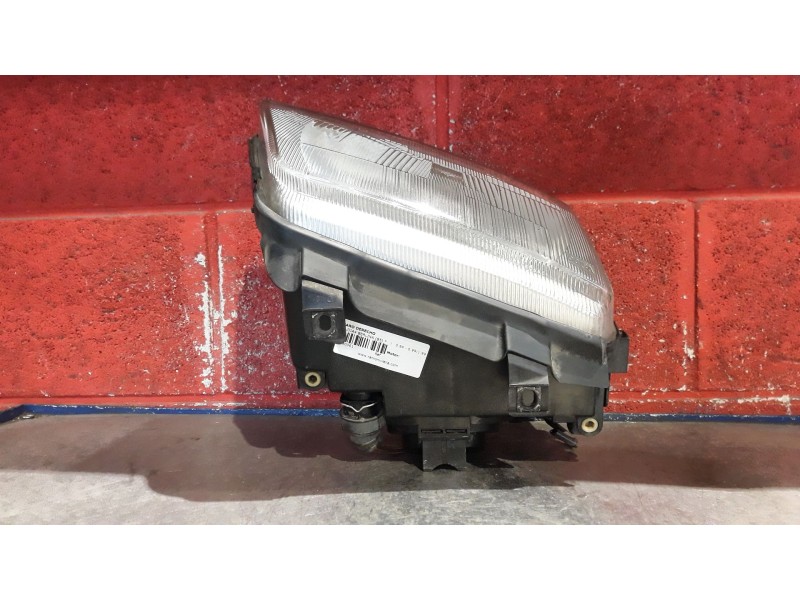 Recambio de faro derecho para audi a4 berlina (b5)  | 0.94 - 0.99  | 0.94 - 0.99 referencia OEM IAM H4  