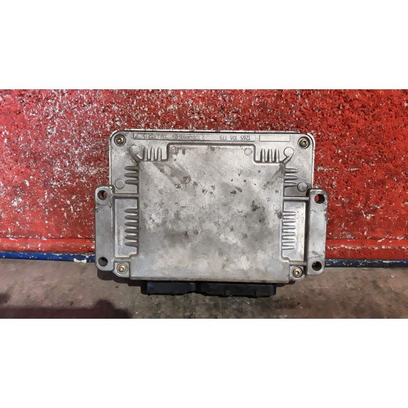 Recambio de centralita motor uce para renault scenic (ja..)  | 0.99 - 0.03  | 0.99 - 0.03 referencia OEM IAM 0281010442 82000493 Recambio de centralita motor uce para renault scenic (ja..)  | 0.99 - 0.03  | 0.99 - 0.03 referencia OEM IAM 0281010442 82000493