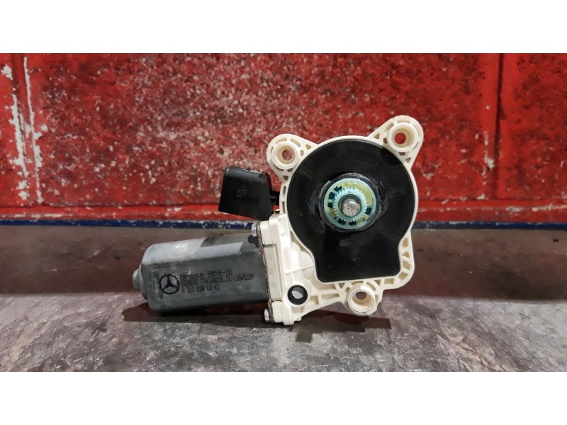 Recambio de motor elevalu. delantero izquierdo para mercedes clase c (w203) berlina 180 compressor (203.046) | 03.02 - 12.06 180