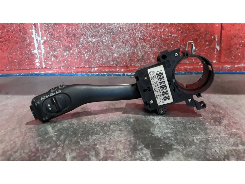 Recambio de mando intermitentes para audi a6 2.5 tdi referencia OEM IAM 8L0953513H   Recambio de mando intermitentes para audi a6 2.5 tdi referencia OEM IAM 8L0953513H