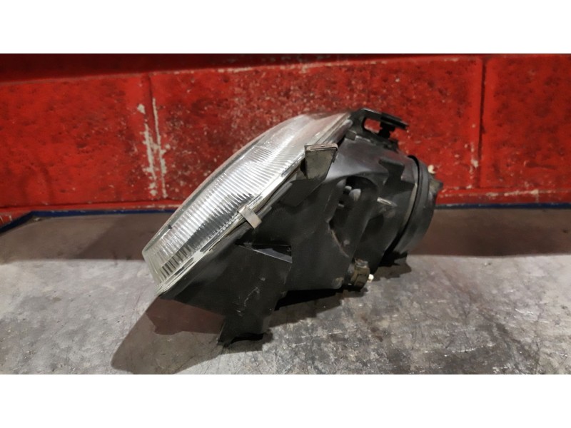 Recambio de faro derecho para renault megane i berlina hatchback (ba0) 1.6e alize | 01.96 - 12.99 1.6e alize | 01.96 - 12.99 ref