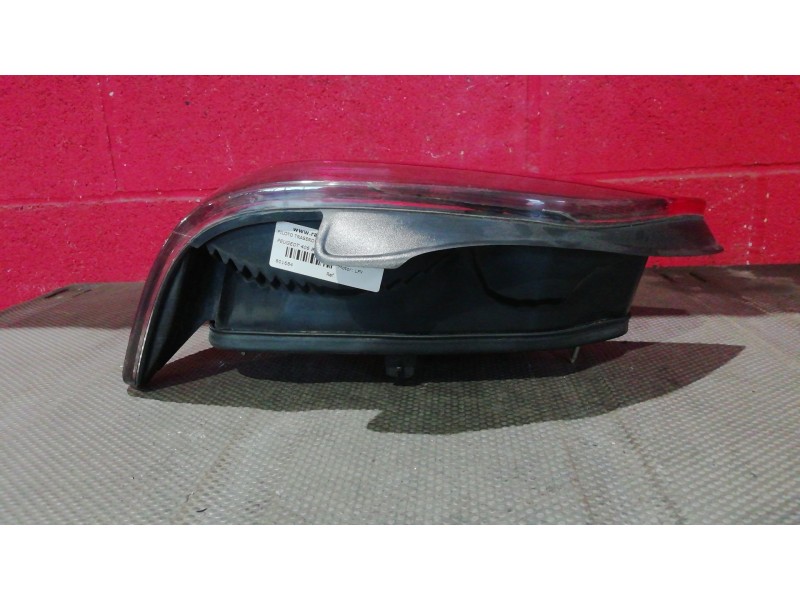 Recambio de piloto trasero derecho para peugeot 406 berlina (s1/s2) 1.8 cat | ... 1.8 cat | ... referencia OEM IAM   