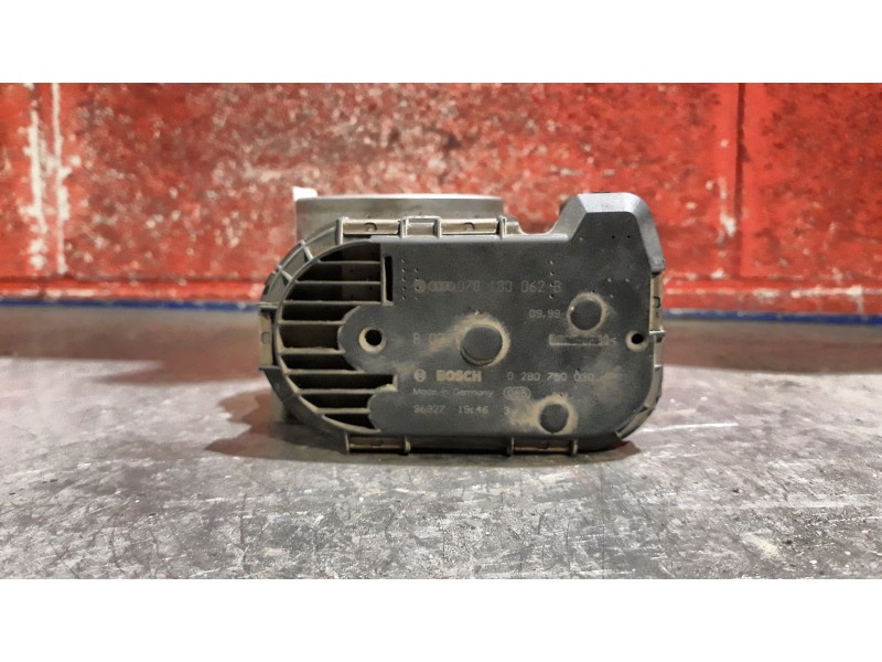 Recambio de caja mariposa para audi a4 berlina (b5) 2.4 | 02.99 - 12.00 2.4 | 02.99 - 12.00 referencia OEM IAM 0280750030 078133
