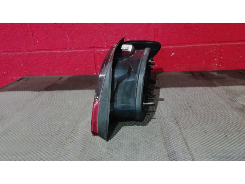 Recambio de piloto trasero izquierdo para peugeot 406 berlina (s1/s2) 1.8 cat | ... 1.8 cat | ... referencia OEM IAM   