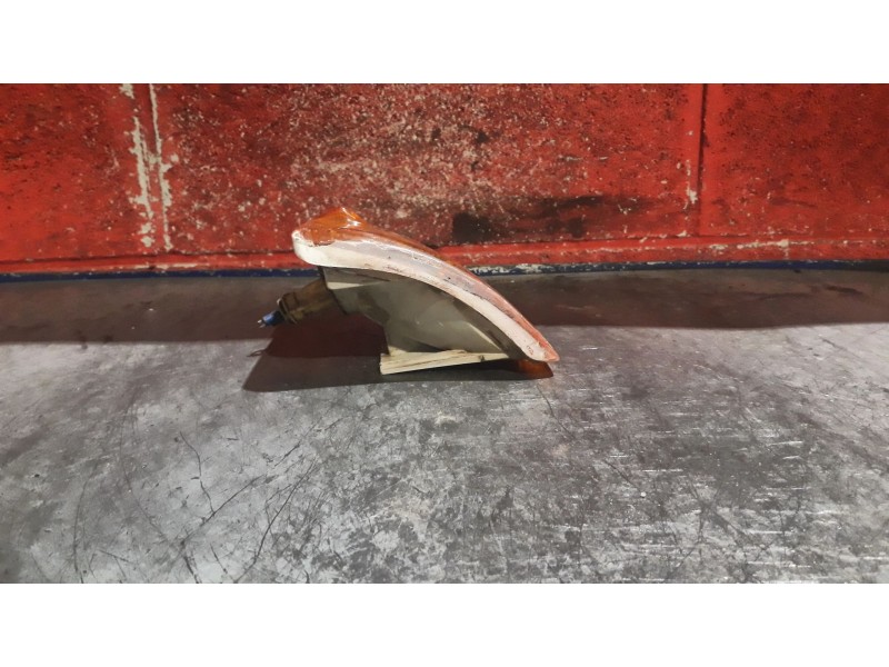 Recambio de piloto delan. derecho para volkswagen transporter trans kombi 9 2.4 syncr referencia OEM IAM    Recambio de piloto delan. derecho para volkswagen transporter trans kombi 9 2.4 syncr referencia OEM IAM