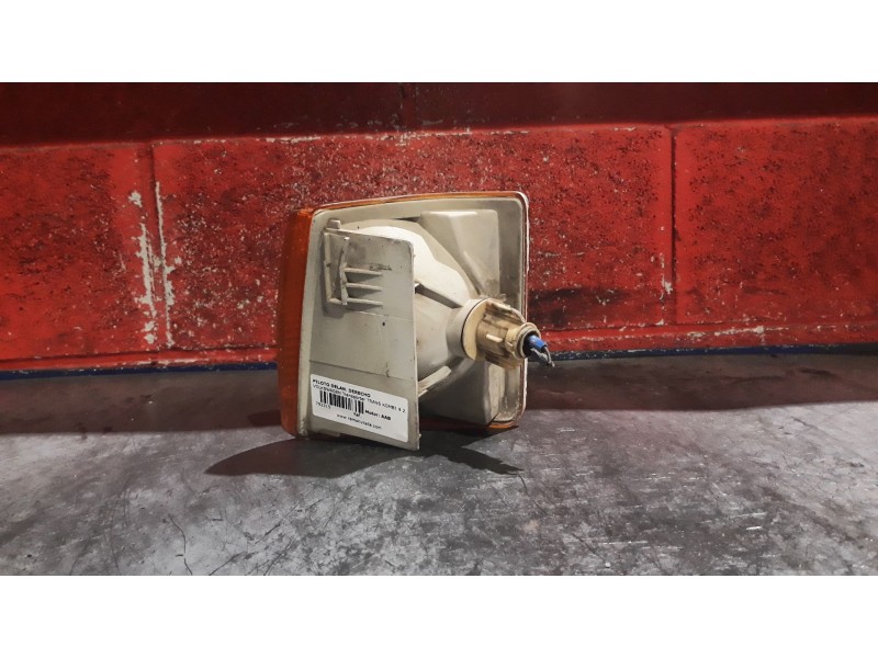 Recambio de piloto delan. derecho para volkswagen transporter trans kombi 9 2.4 syncr referencia OEM IAM    Recambio de piloto delan. derecho para volkswagen transporter trans kombi 9 2.4 syncr referencia OEM IAM