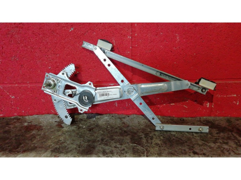 Recambio de elevalu. delan. derecho para nissan cabstar e110 | ... e110 | ... referencia OEM IAM    Recambio de elevalu. delan. derecho para nissan cabstar e110 | ... e110 | ... referencia OEM IAM