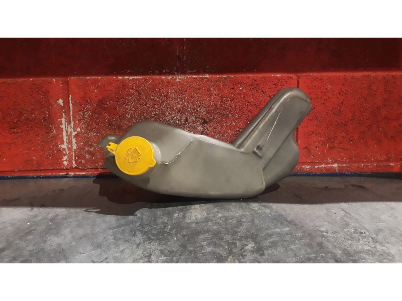 Recambio de deposito limpia para nissan cabstar e110 | ... e110 | ... referencia OEM IAM    Recambio de deposito limpia para nissan cabstar e110 | ... e110 | ... referencia OEM IAM