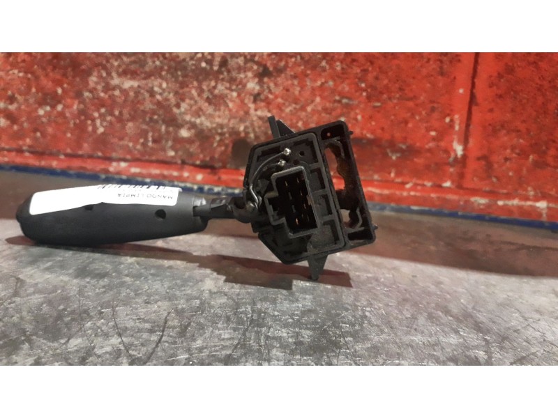 Recambio de mando limpia para nissan cabstar e110 | ... e110 | ... referencia OEM IAM    Recambio de mando limpia para nissan cabstar e110 | ... e110 | ... referencia OEM IAM