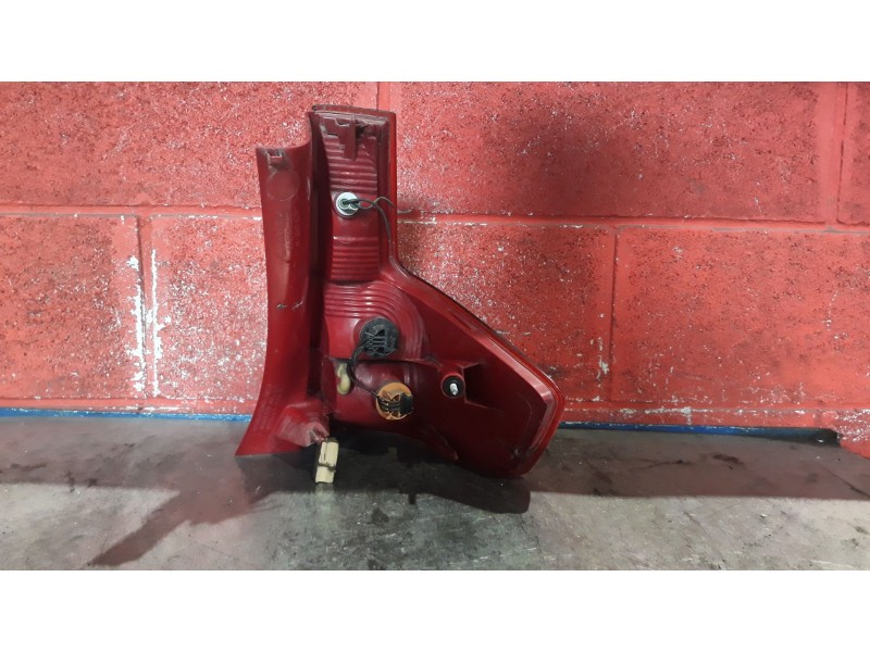 Recambio de piloto trasero izquierdo para citroen c4 berlina  | 0.04 - ...  | 0.04 - ... referencia OEM IAM   