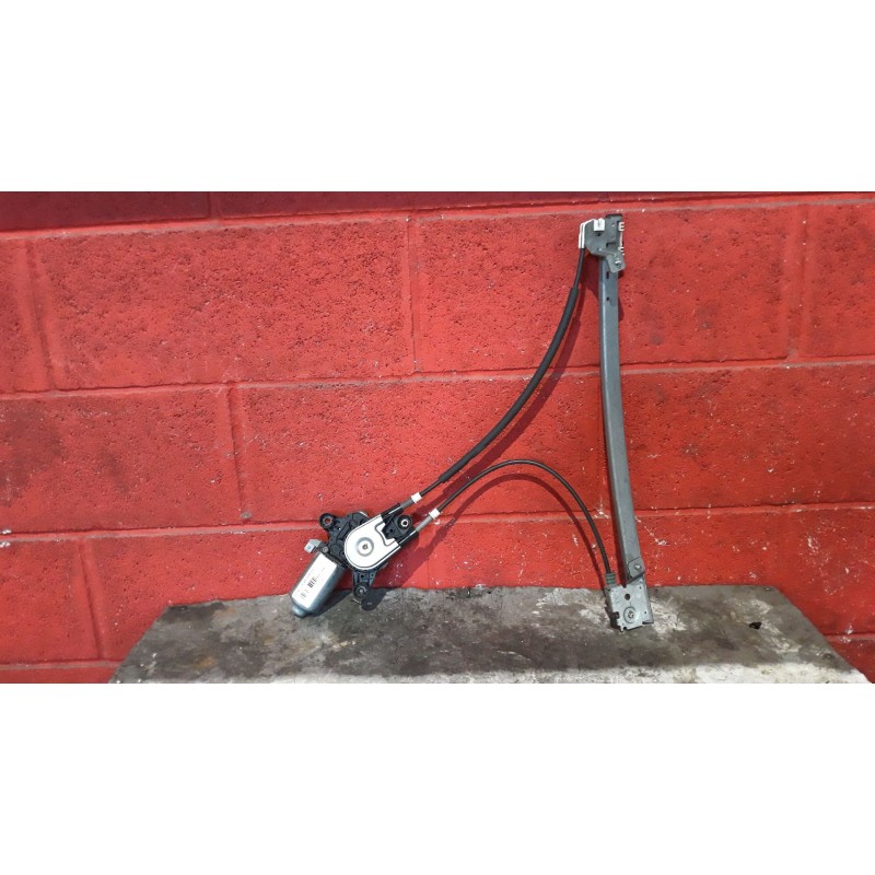 Recambio de elevalu. delan. derecho para citroen saxo 1.1 sx | 09.99 - 12.03 1.1 sx | 09.99 - 12.03 referencia OEM IAM 400392A  