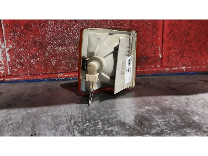 Recambio de piloto delan. izquierdo para volkswagen transporter trans.furgon 2.4 2920 syn referencia OEM IAM   