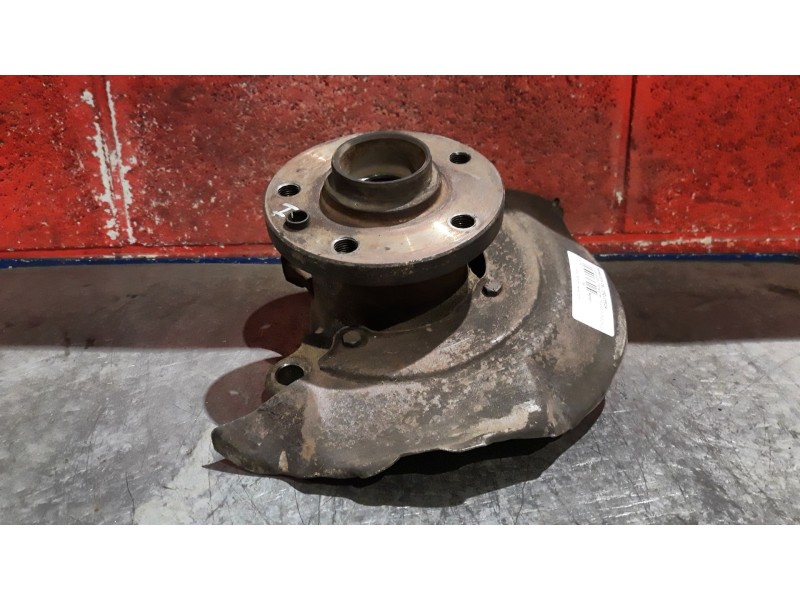 Recambio de mangueta delantero izquierda para volkswagen transporter trans.furgon 2.4 2920 syn referencia OEM IAM   