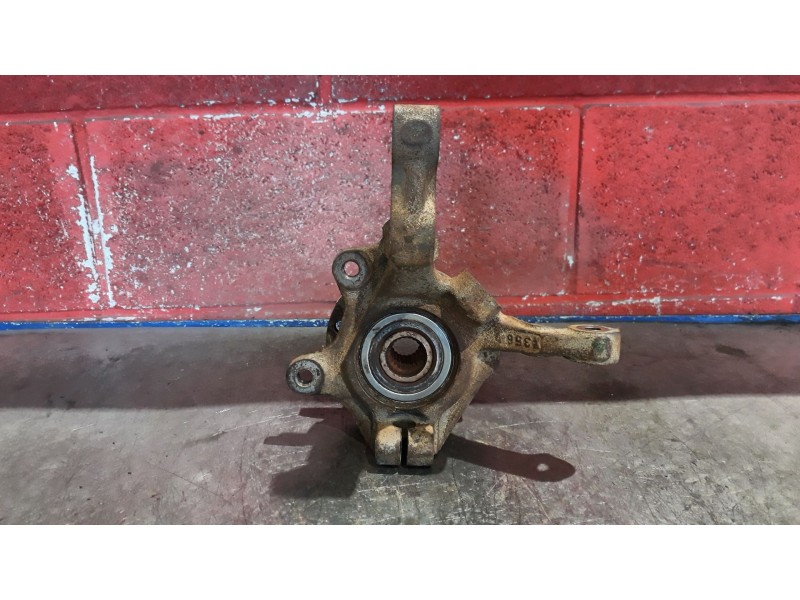 Recambio de mangueta delantera derecha para renault kangoo (f/kc0) referencia OEM IAM   