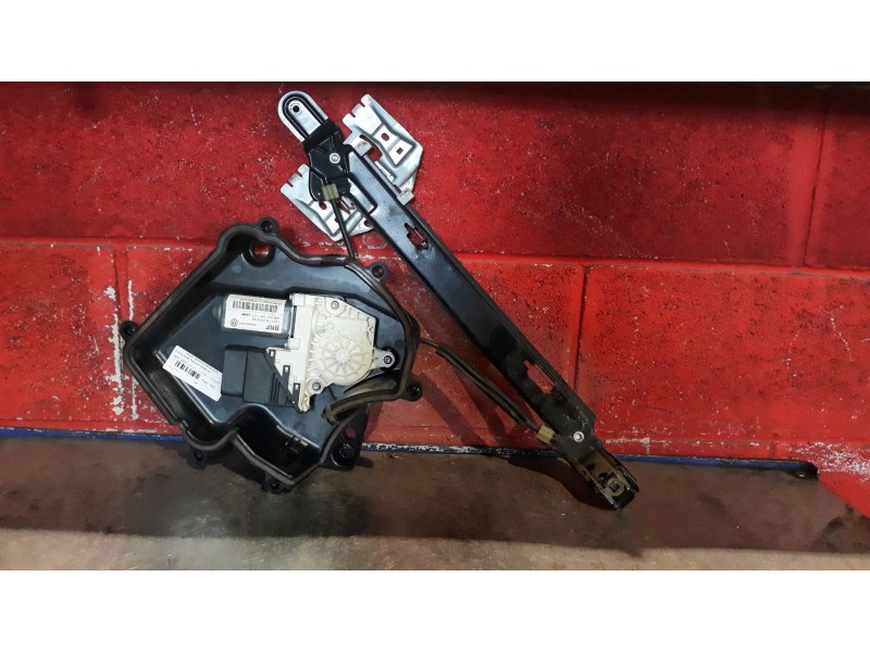 Recambio de elevalunas trasero derecho para seat leon (1p1)  | 0.05 - ...  | 0.05 - ... referencia OEM IAM   