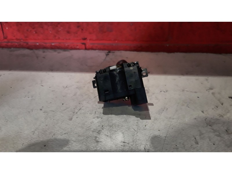 Recambio de mando luces para nissan almera (n16/e) 1.5 16v cat | 0.00 - ... 1.5 16v cat | 0.00 - ... referencia OEM IAM 2ANTINIE
