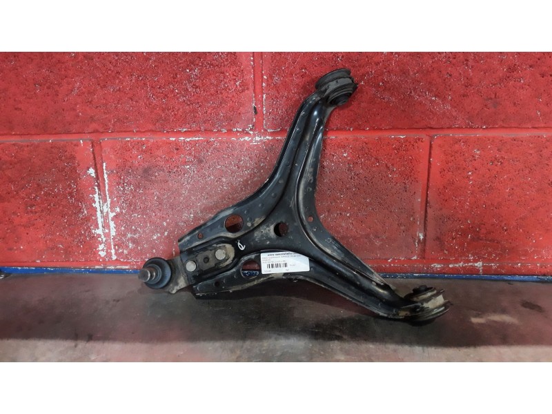 Recambio de brazo suspension inferior delantero derecho para audi 90 90 2.0 e referencia OEM IAM   