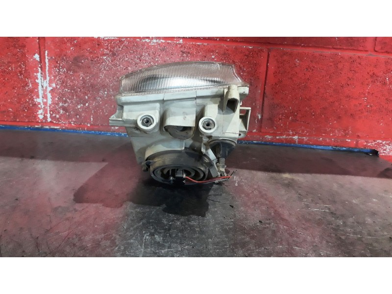 Recambio de faro derecho para nissan vanette cargo referencia OEM IAM    Recambio de faro derecho para nissan vanette cargo referencia OEM IAM