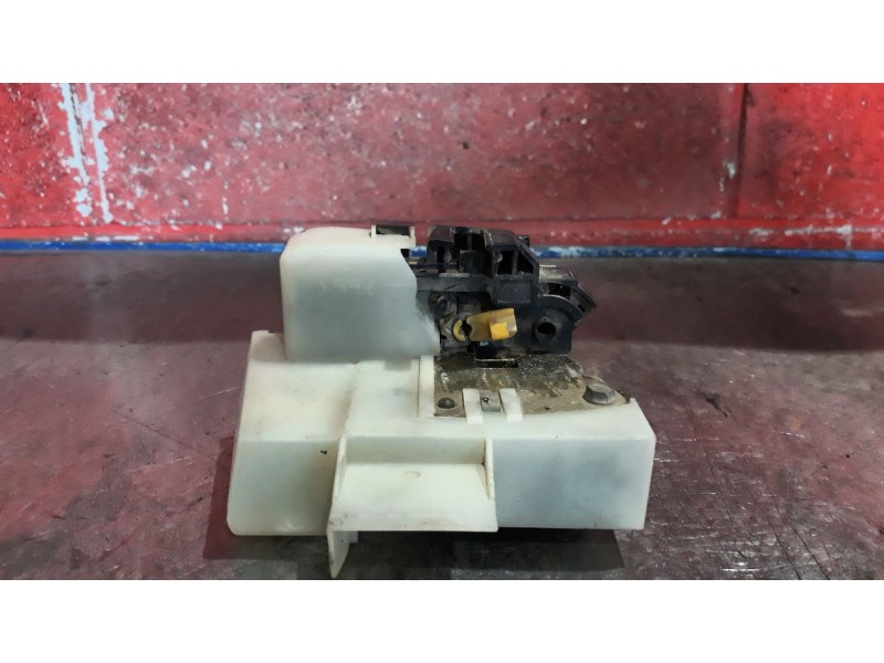 Recambio de cerradura puerta delantera izquierda para renault megane i fase 2 berlina (ba0) referencia OEM IAM   