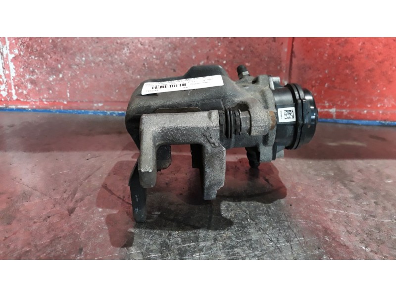 Recambio de pinza freno trasera derecha para audi a4 ber. (b8)  | 0.07 - ...  | 0.07 - ... referencia OEM IAM    Recambio de pinza freno trasera derecha para audi a4 ber. (b8)  | 0.07 - ...  | 0.07 - ... referencia OEM IAM