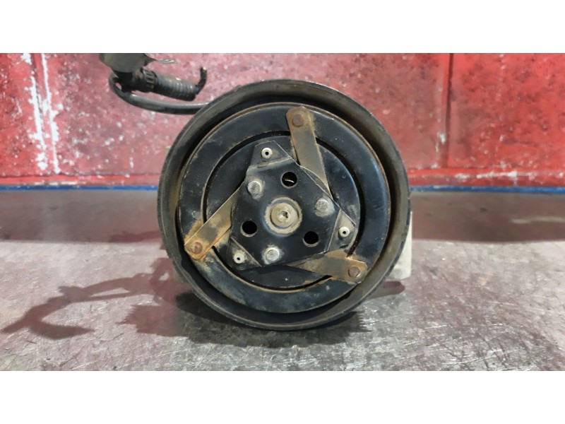 Recambio de compresor aire acondicionado para nissan primera referencia OEM IAM 926009F500   Recambio de compresor aire acondicionado para nissan primera referencia OEM IAM 926009F500
