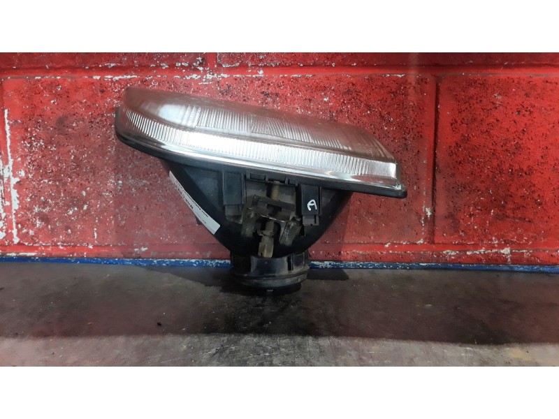 Recambio de faro derecho para ford fiesta referencia OEM IAM   